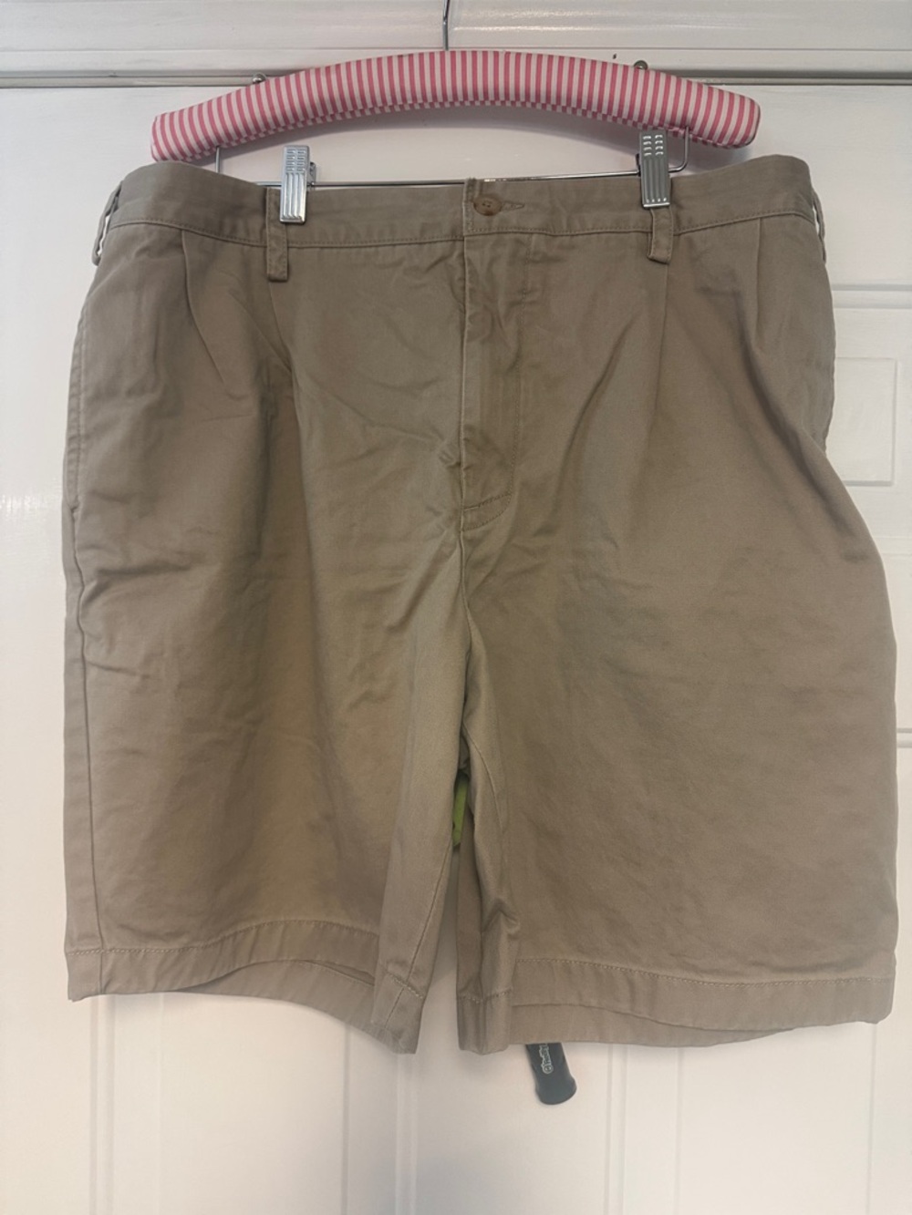 Nautica Men's Khaki Flat-Front Chino Shorts